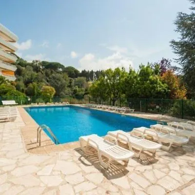 Les Oliviers 3, Domaine De Pierre Longue